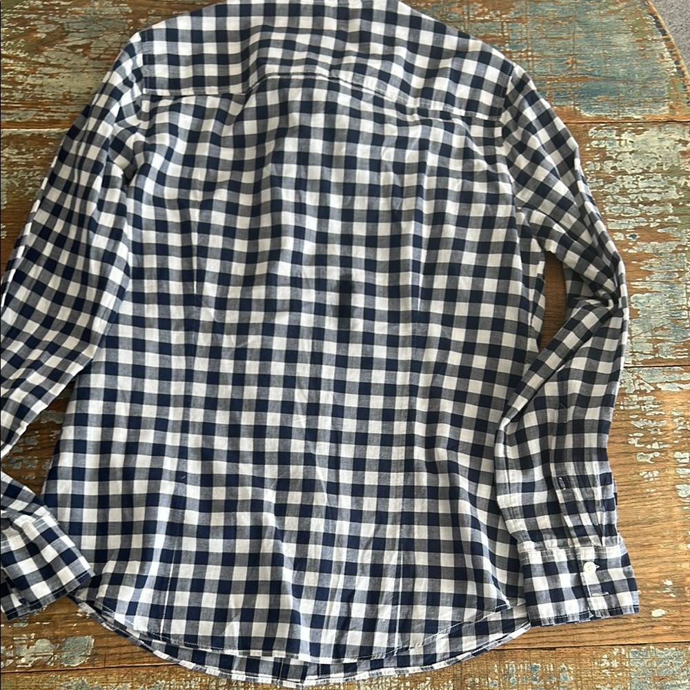 J. Crew Women’s Lightweight Blue & White Checkered Button down Shirt Size M - Picture 6 of 6